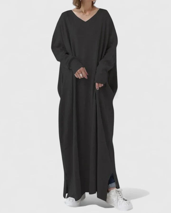 Women's Oversized V-Neck Maxi Jumper Dress - Black