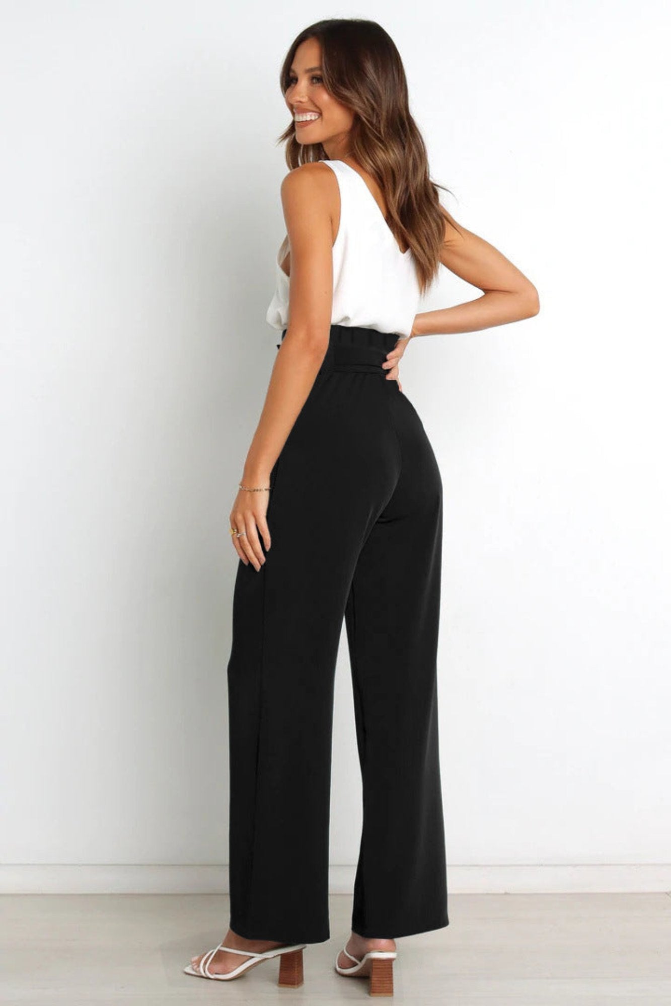 Women's High-Waisted Pleated Wide-Leg Trousers
