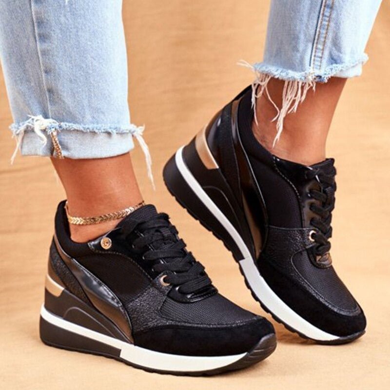 Women's Wedge Lace-Up Platform Trainers - Gold / 4