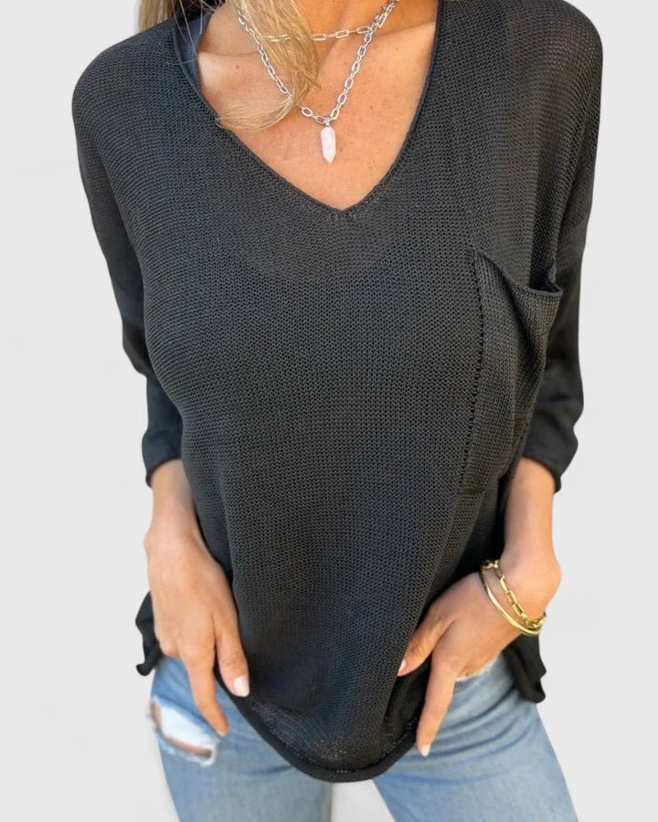 Women's Oversized V-Neck Jumper - Black