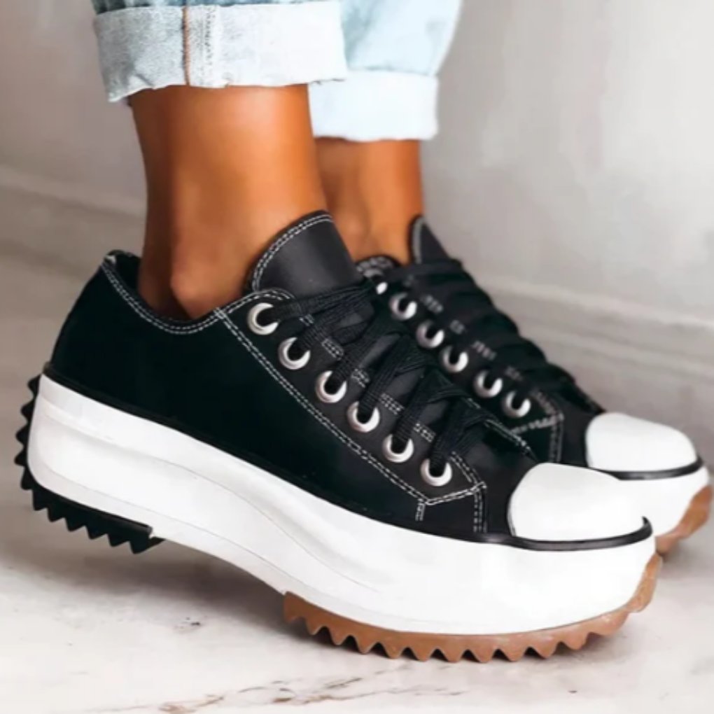 Women's Chunky Platform Lace-Up Trainers - Black