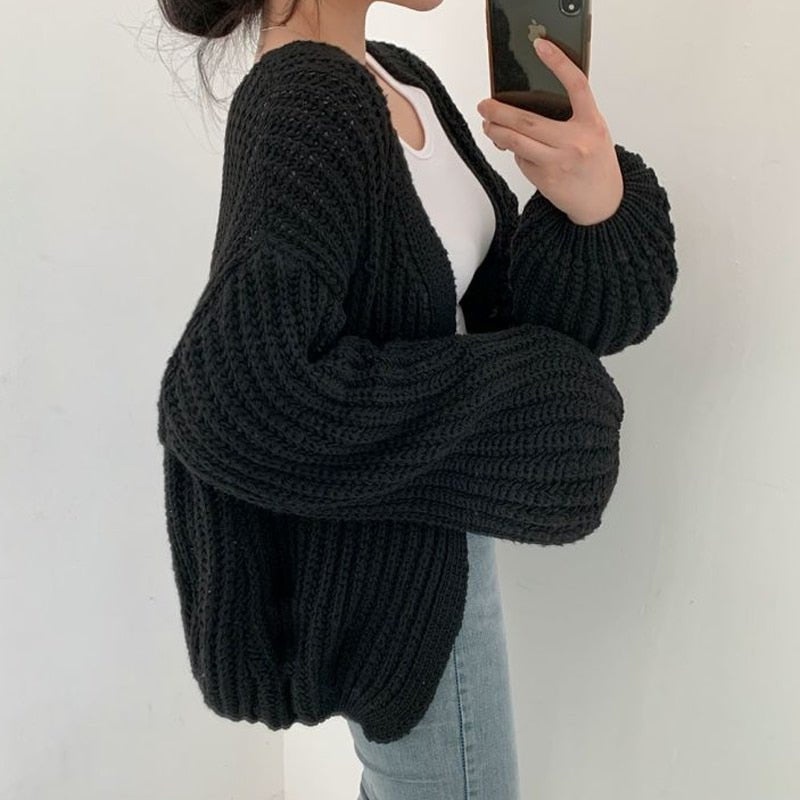 Women's Chunky Oversized Knit Ribbed Wool V-Neck Cardigan - Black