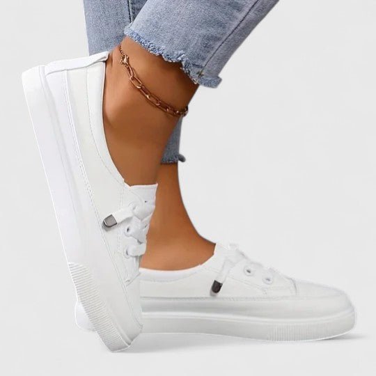 Women's Chunky Lace-Up Platform Leather Trainers