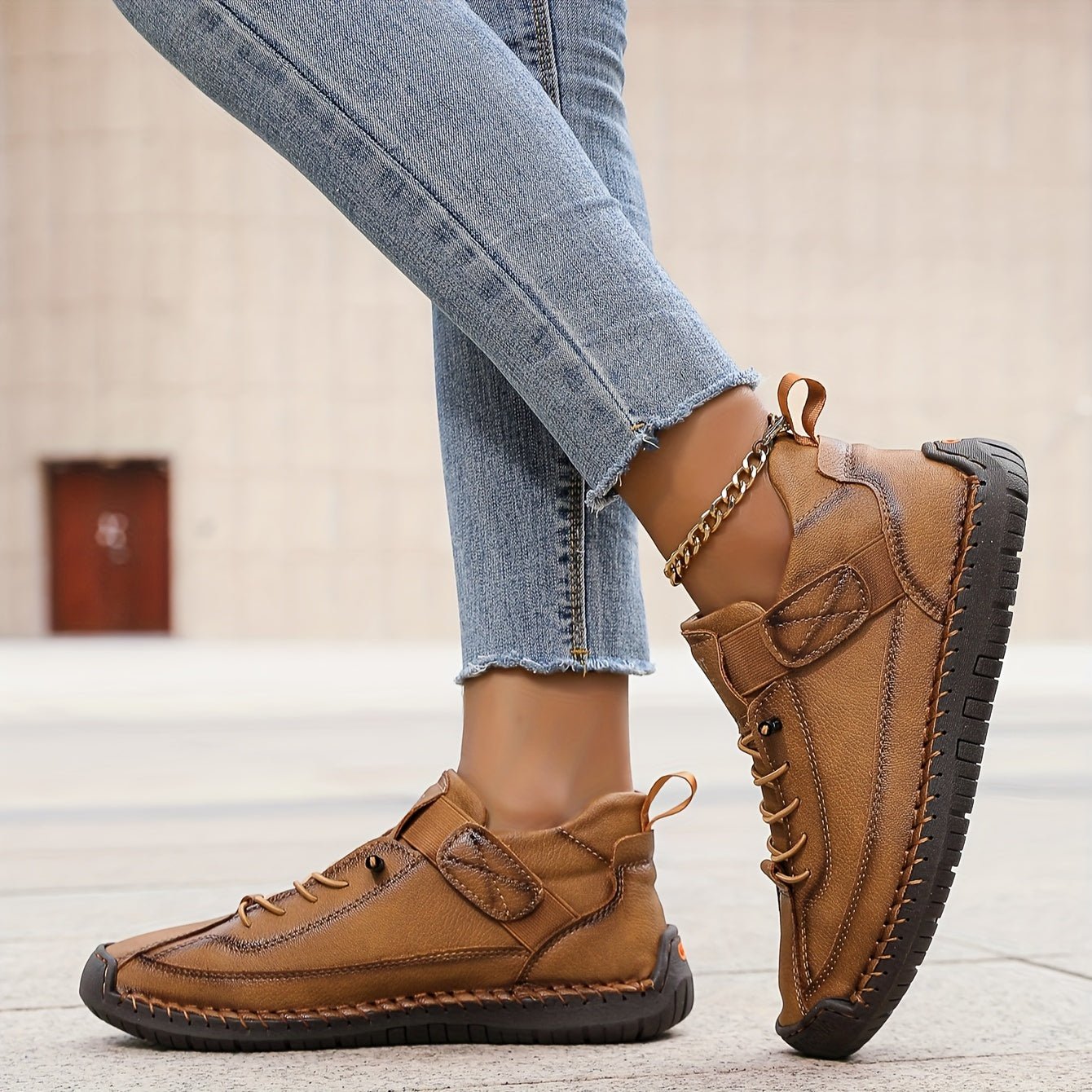 Women's Low-Top Slip-On Leather Trainers - Terra Brown