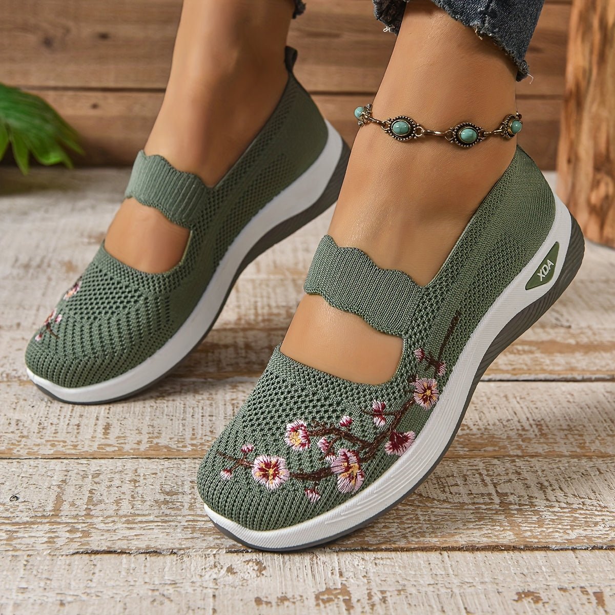 Women's Floral Mary Jane Slip-On Knit Platform Trainers
