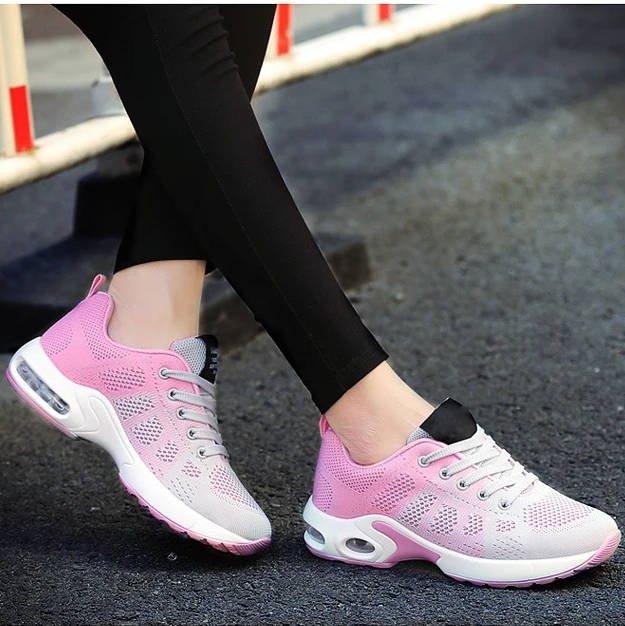 Women's Air Cushion Knit Lace-Up Platform Trainers