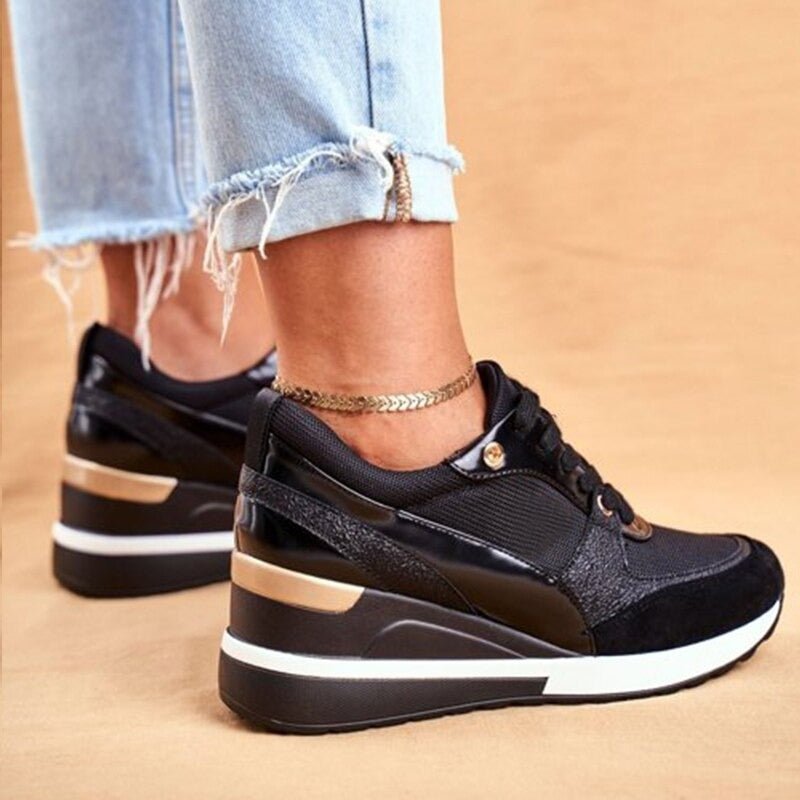 Women's Wedge Lace-Up Platform Trainers - Gold / 5