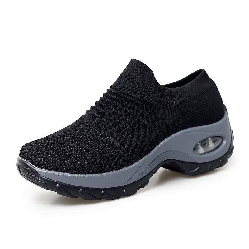 Women's Chunky Knit Platform Slip-On Trainers - Black