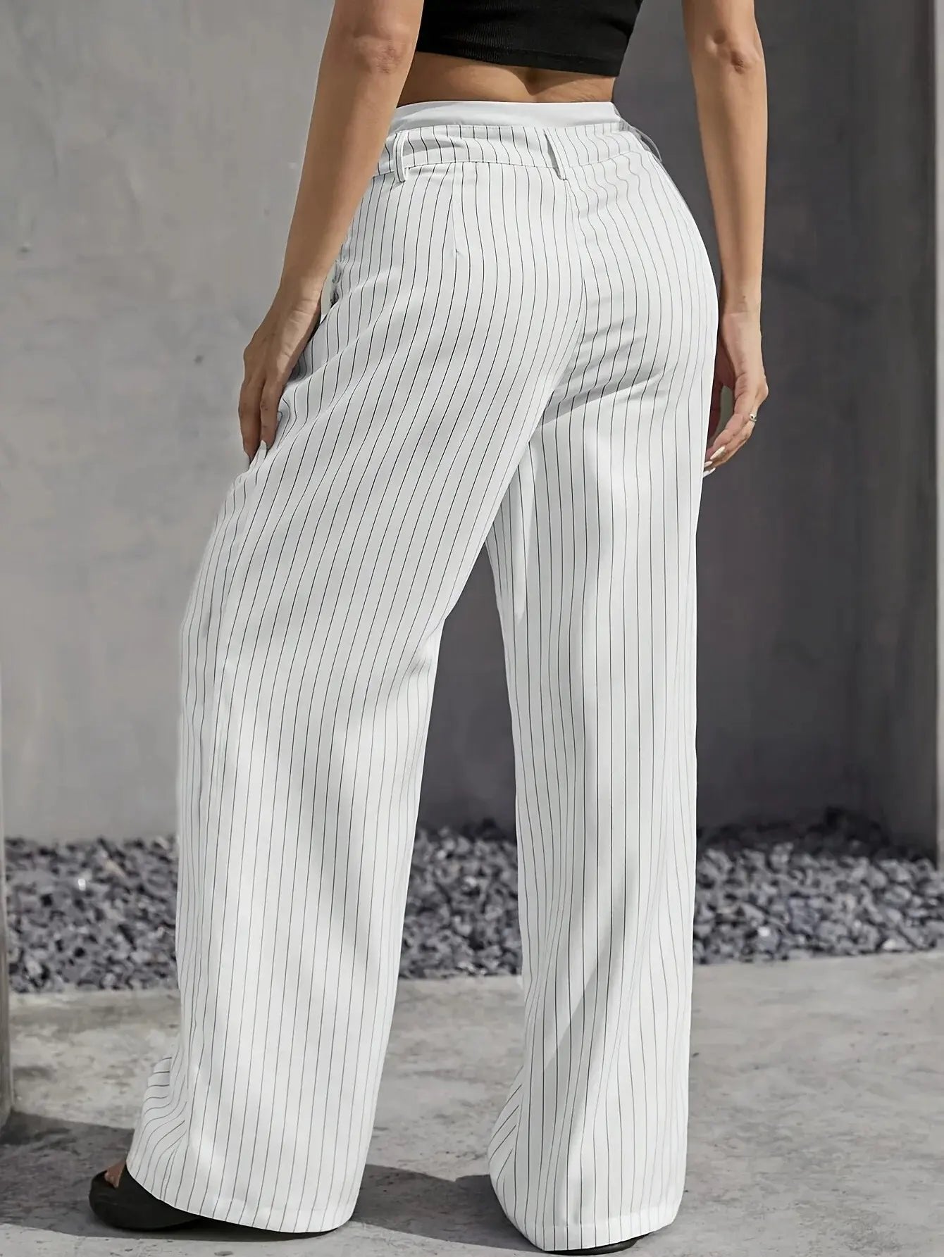 Women's Pinstripe High-Waisted Pleated Wide-Leg Trousers