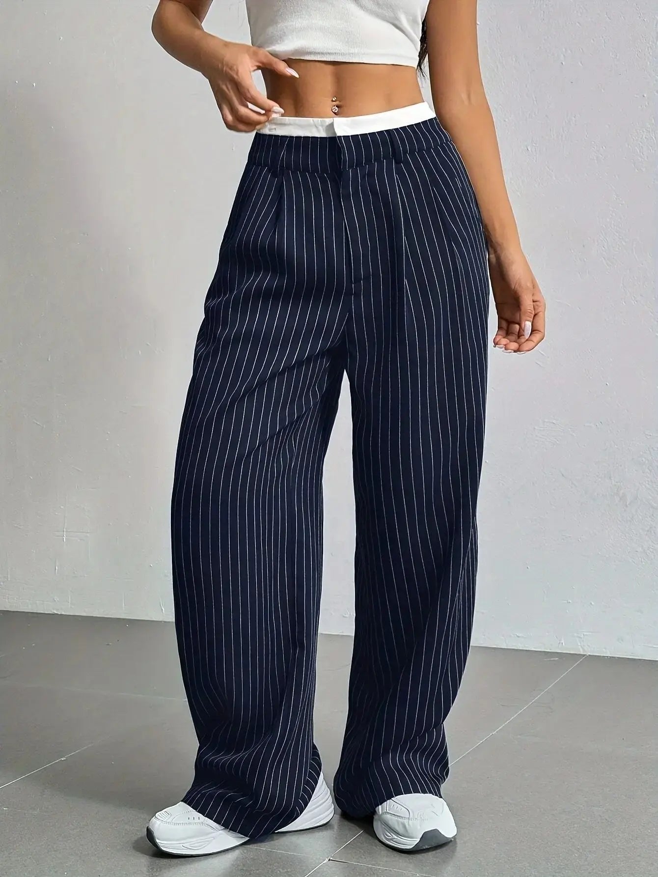 Women's Pinstripe High-Waisted Pleated Wide-Leg Trousers