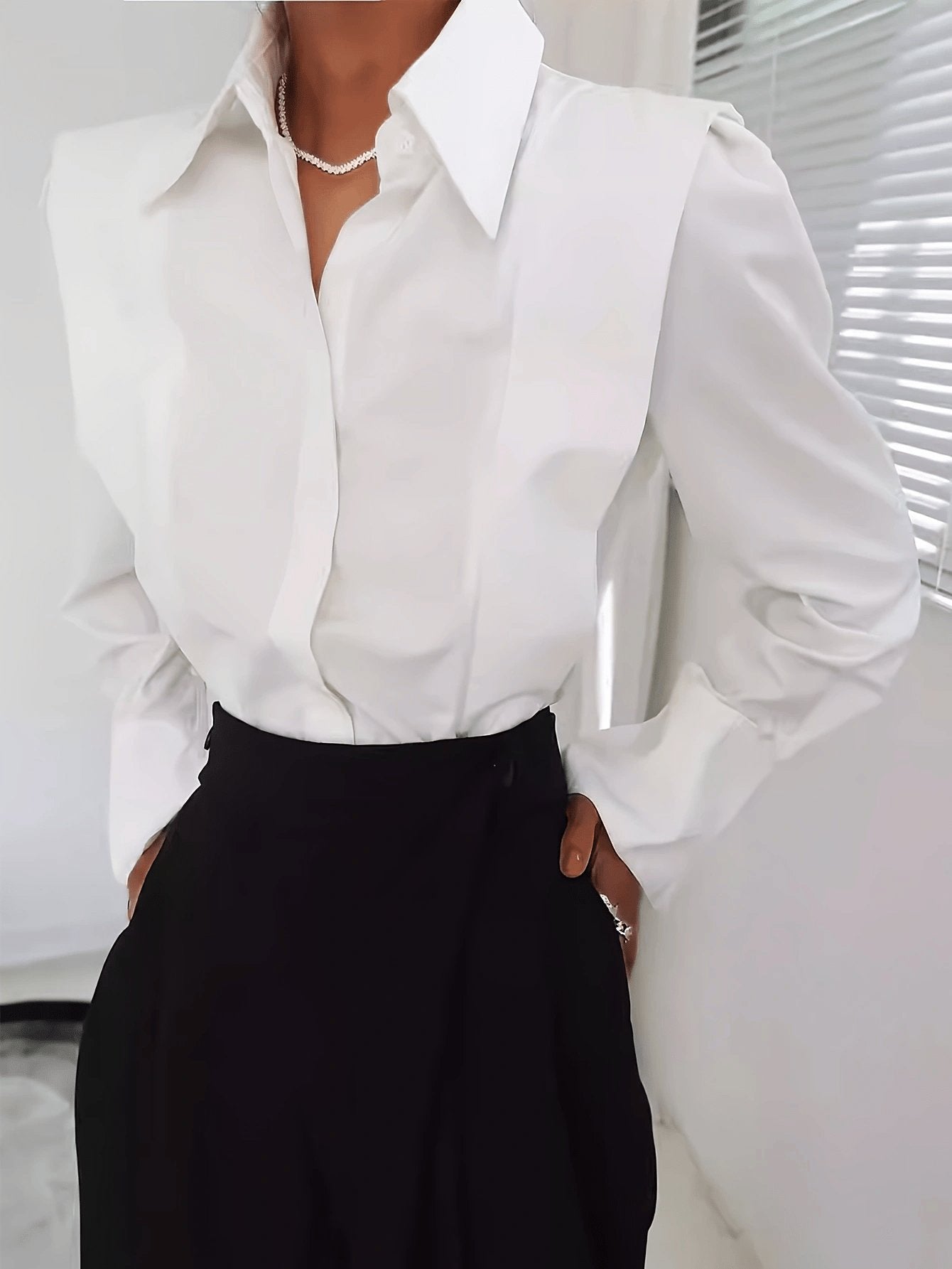 Women's Poplin Structured-Shoulder Blouse - White
