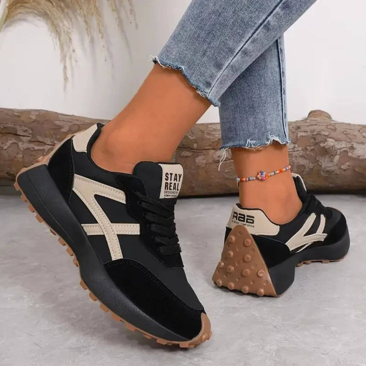Women's Platform Lace-Up Leather Trainers