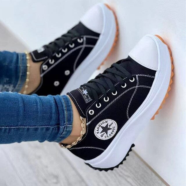 Women's Chunky Platform Lace-Up Trainers - Black