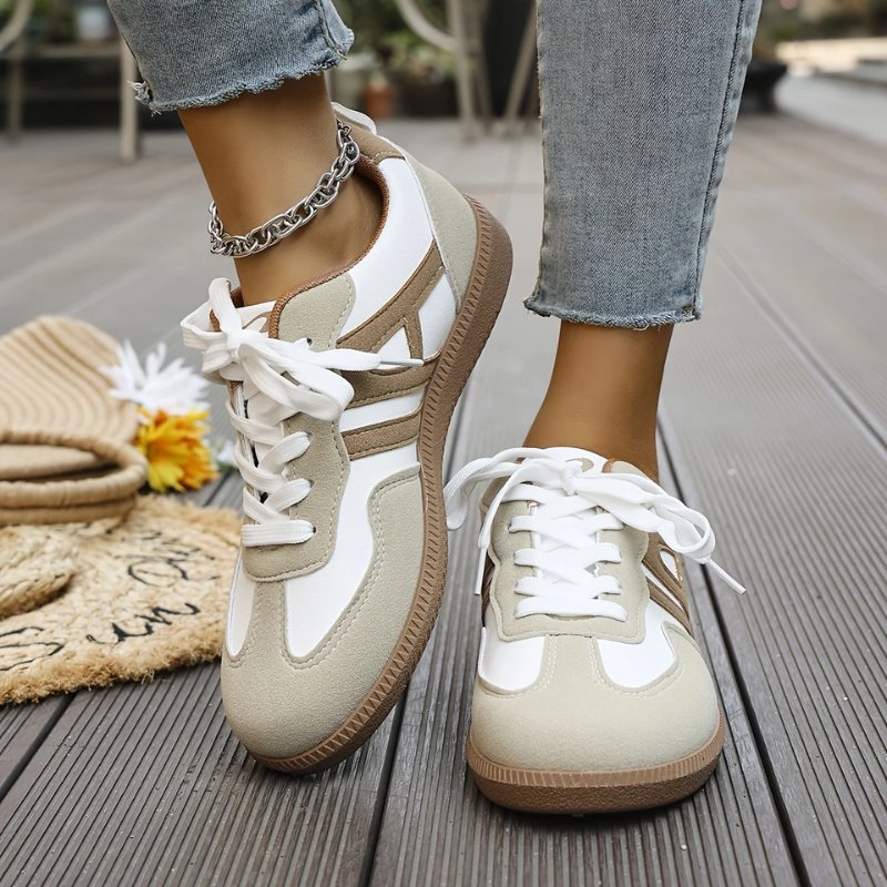 Women's Retro Low-Top Lace-Up Leather Trainers - Khaki & White