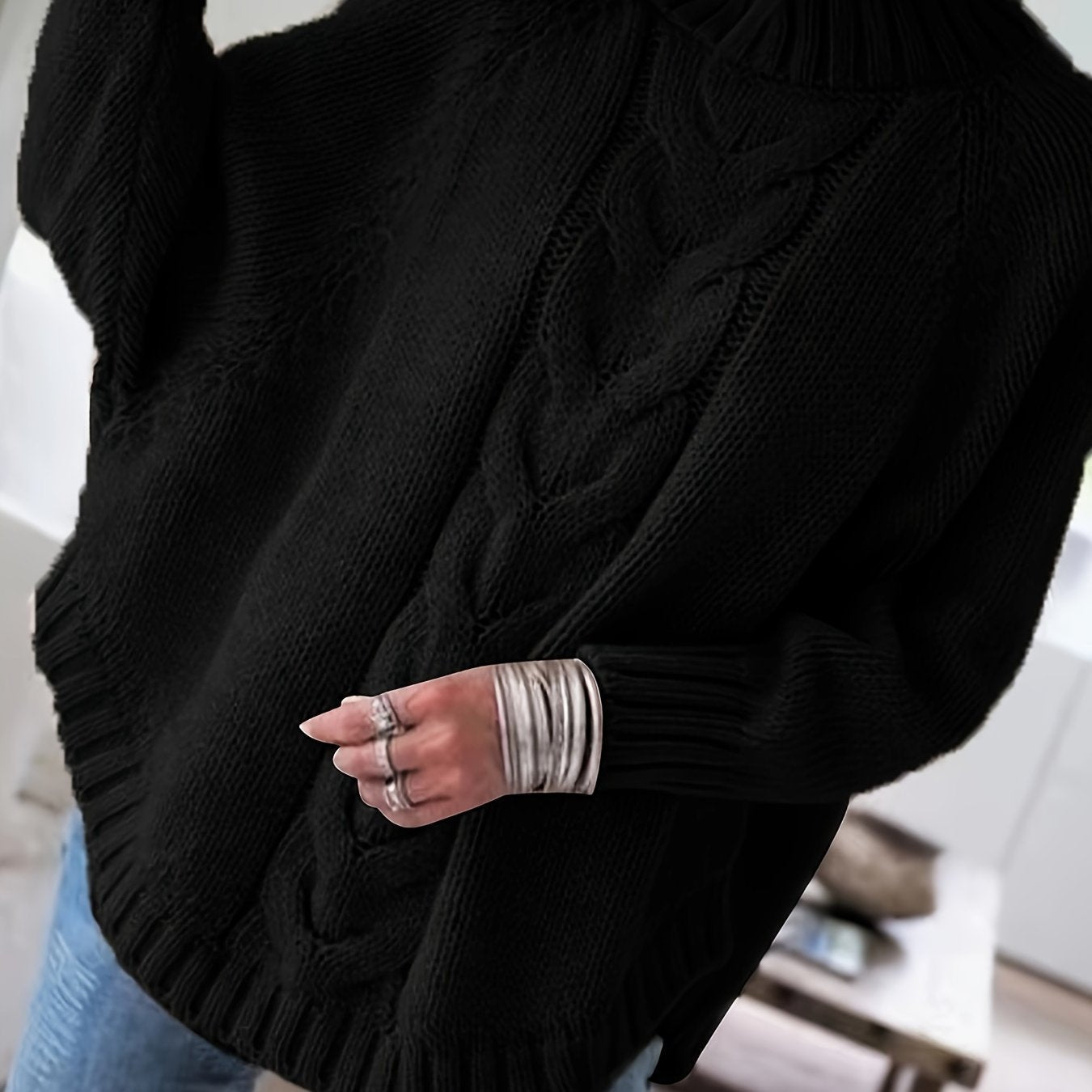 Women's Chunky Oversized Cable Knit Jumper - Black