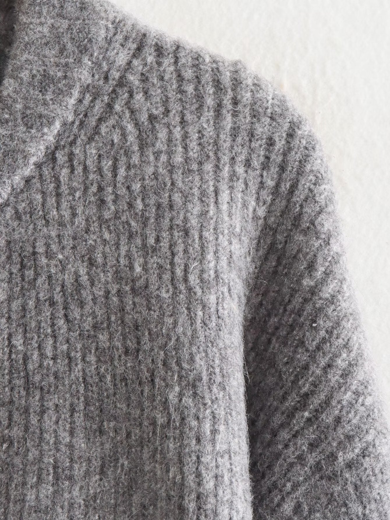 Women's Cropped Ribbed Wool Cardigan